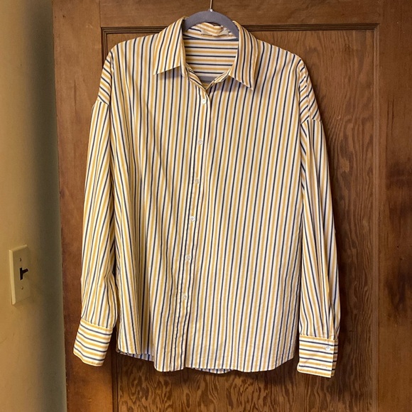 Favorite Daughter Oversized Button Down - Picture 1 of 4